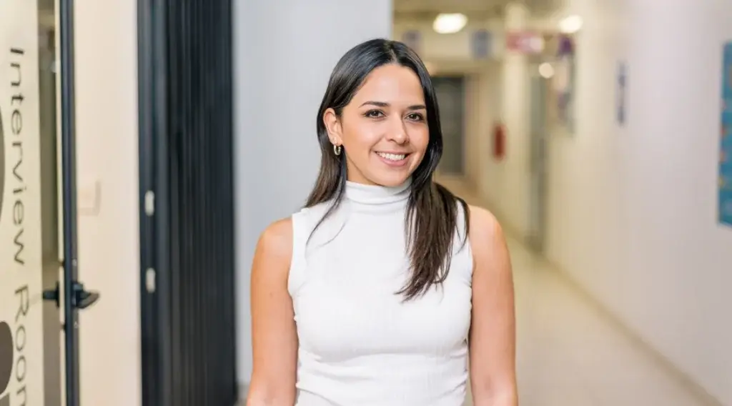 Women Accounts Receivable Team Leader