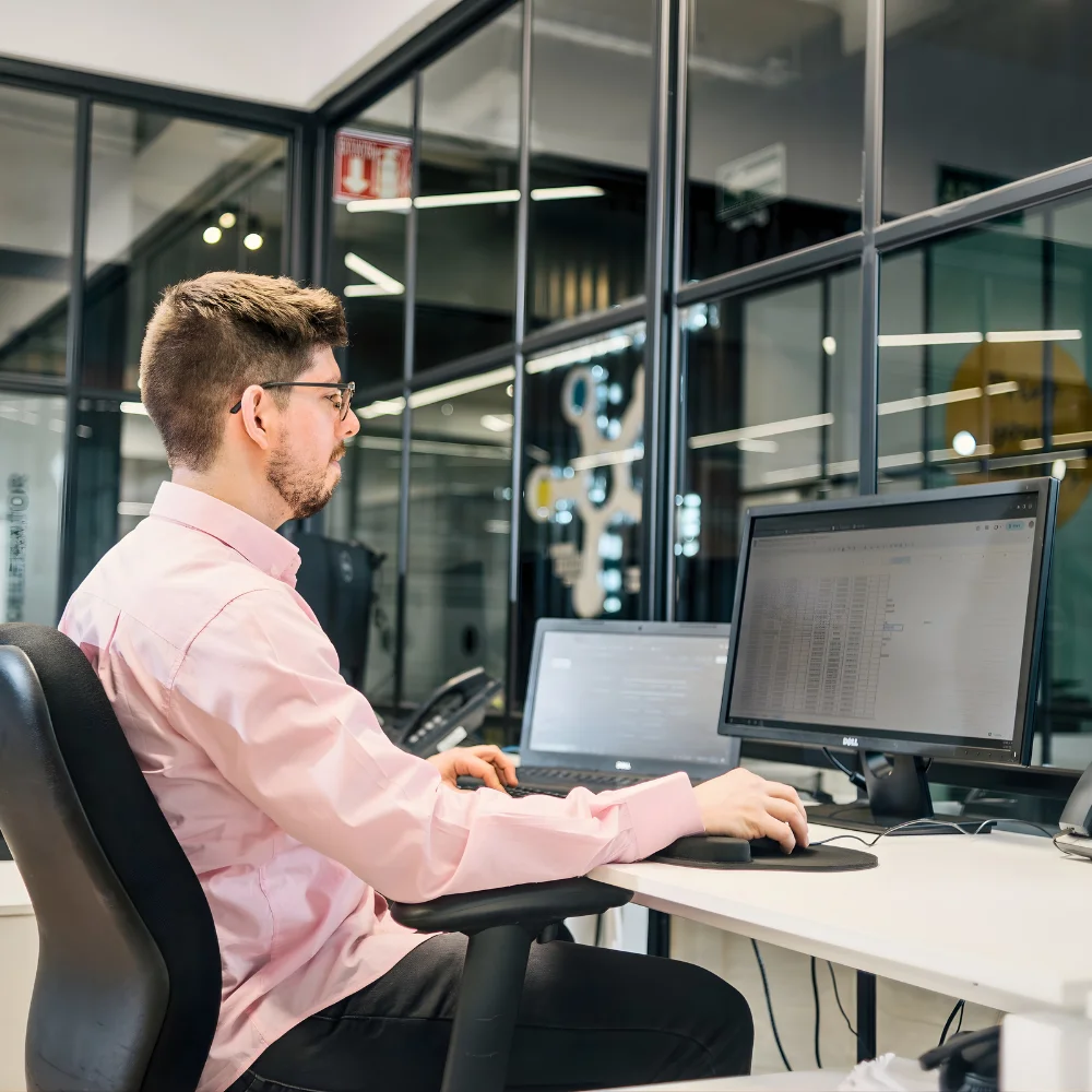 Accountant in Mexico-Doing Payroll Inside Intugo´s Facilities