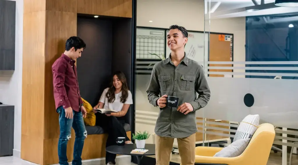 Team collaborating at Intugo office in Hermosillo